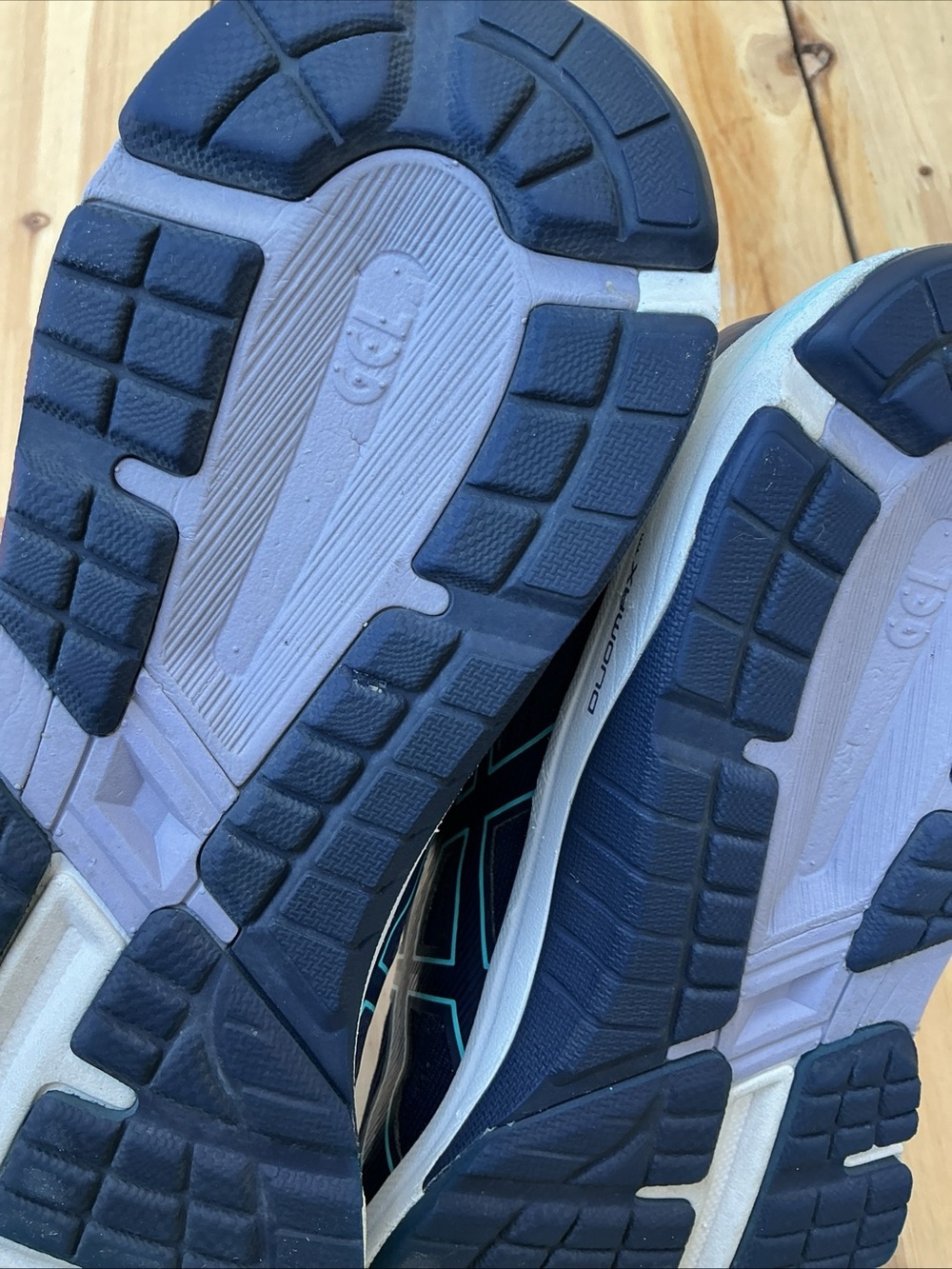 ASICS Navy Running Sneakers with Teal Accents - Picture 6 of 7